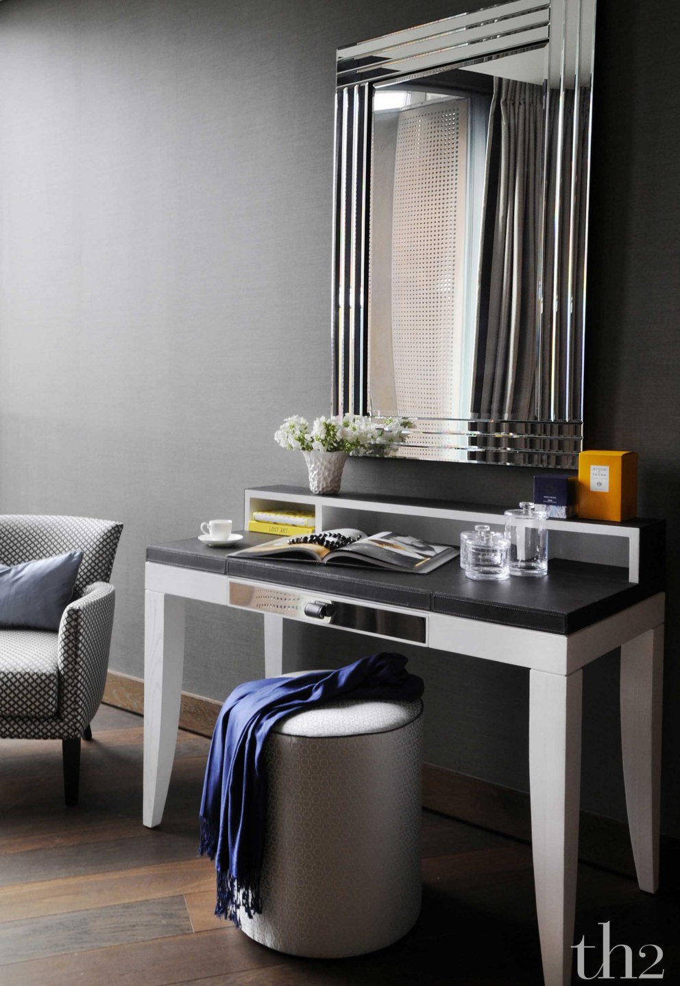 One Hyde Park - The Kenzo | Dressing table | Interior Designers